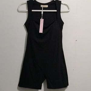 Qisen jumpsuit size 6